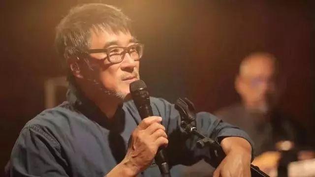 李宗盛唱《给自己的歌》洒泪现场:再听老歌,你