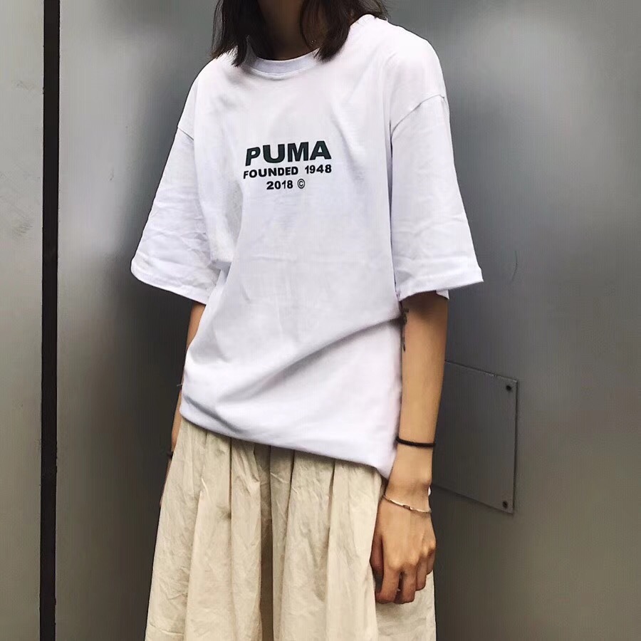 穿彪马Puma1948os经典落肩款短袖让你舒适过