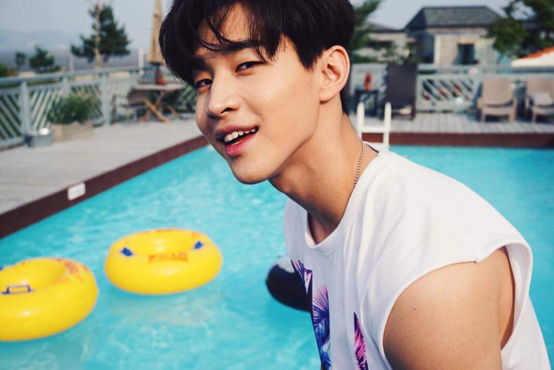 欧阳娜娜将入学伯克利,巧的是刘宪华Henry La