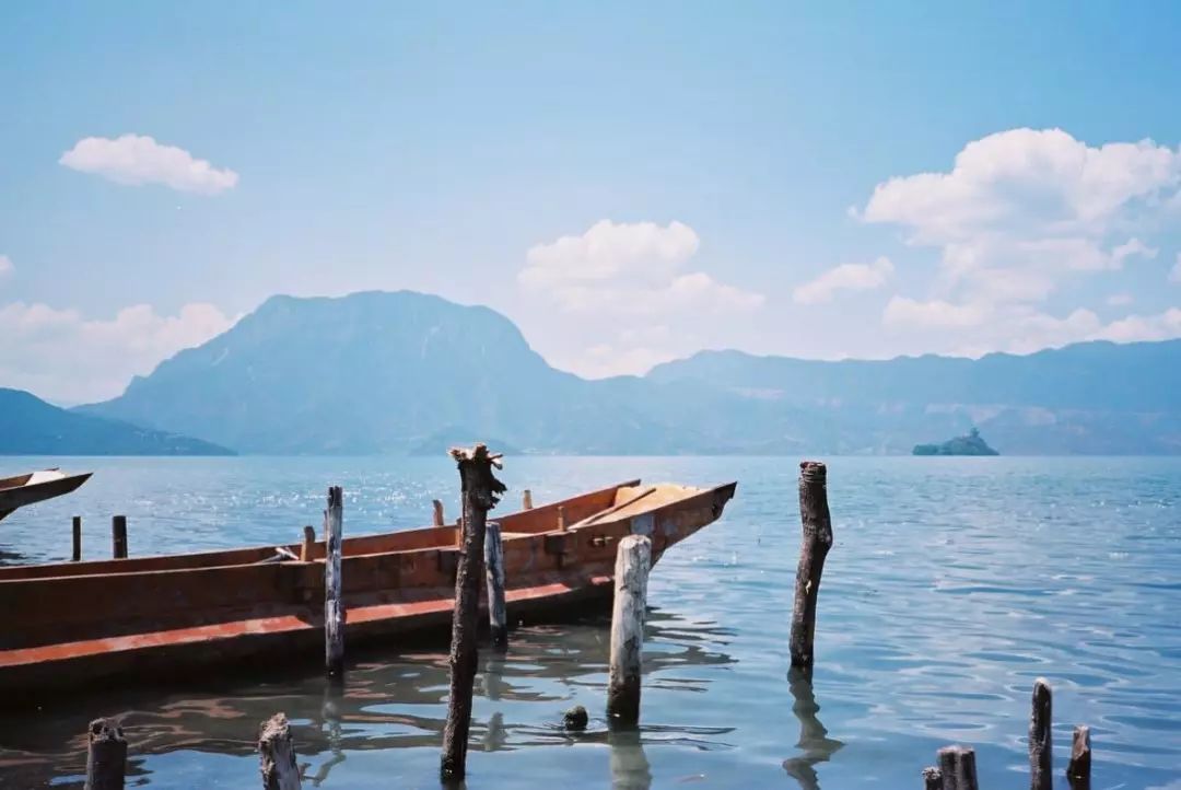 泸沽湖的水性杨花已开,你什么时候来?