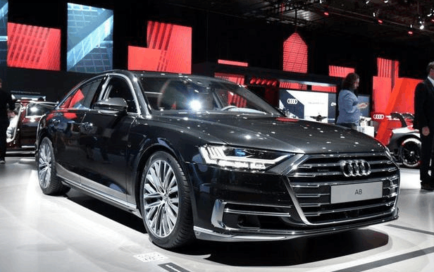 空间比7系大, 动力比S级强劲, 新款入华准成爆款