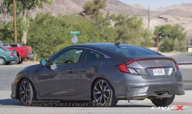 买新思域的后悔的要哭了,颜值更高的掀背两厢