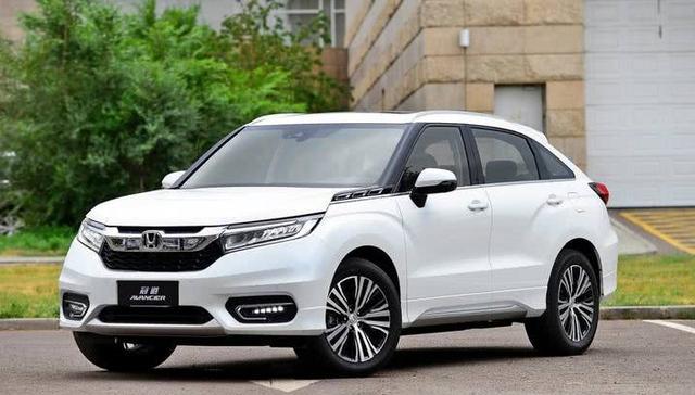 二田又较劲，这车又省油空间又大，外观酷似兰博基尼，碾压汉兰达