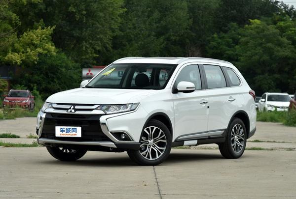 新款三菱欧蓝德实车图 增电子手刹等配置