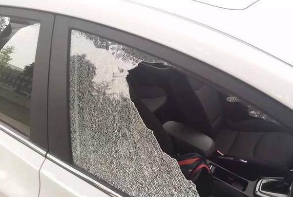 买什么车险才能保障室外停车风险呢?