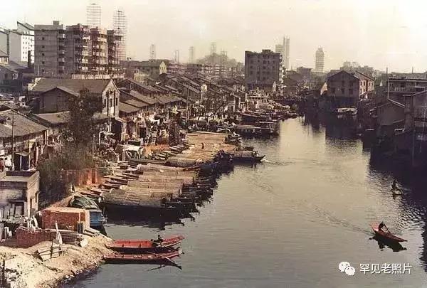 黄志忠在我的绝密生涯饰演的谁