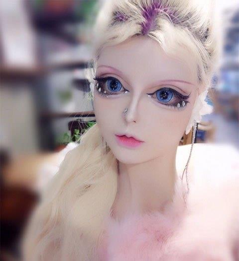 网红整容新高度,瓜子脸已落伍,不管走到哪里,都