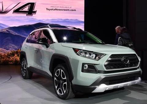 新一代RAV4要来了，外形更具野性，内饰更时尚途观奇骏地位不保