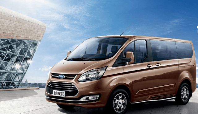 2017款福特途睿欧自动挡商务舱版顶配价26.58万元, 直对大通G10