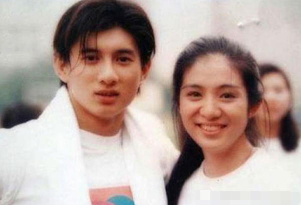 吴奇隆的五任前女友,两任引起热议,网友:初恋是