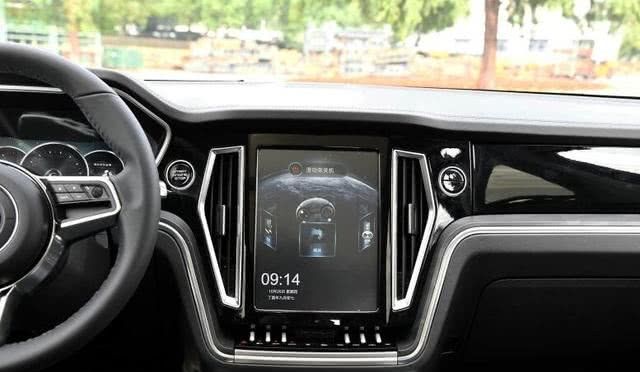 众泰T300新能源定位于一台小型SUV