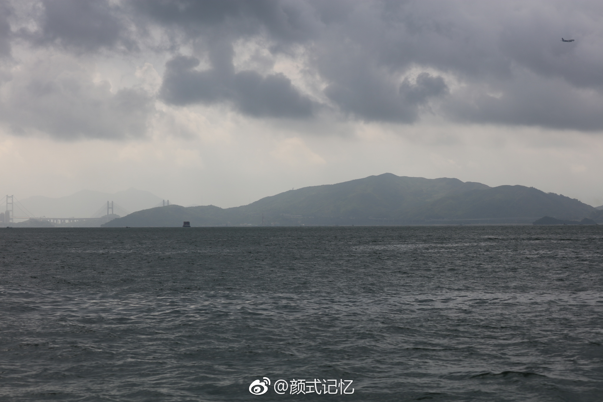 看海 等雨一一屯门海边拾画(游香港逢雨天,到海边"经风雨)