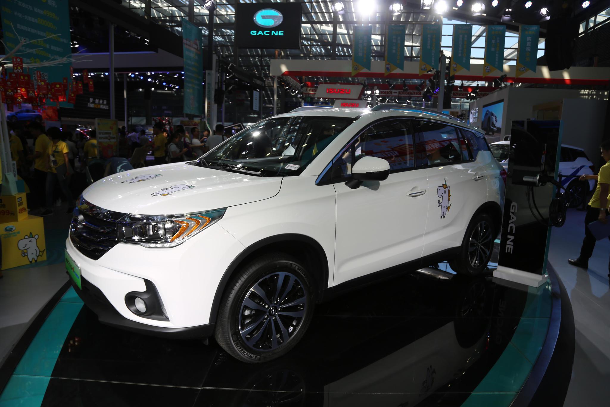 传祺GS4 PHEV 插电式SUV，2018深港澳车展实拍！