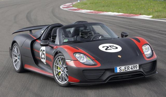 2.6秒轻松破百, 却把排气管安在车顶, 保时捷咋就这么屌!