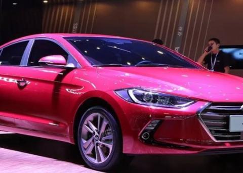 现代真逼急了！新车外观比思域耐看，价格却比英朗还便宜！