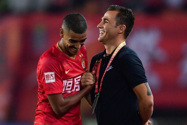 谁能挡!武磊在金靴的道路上狂奔,一人进球数完