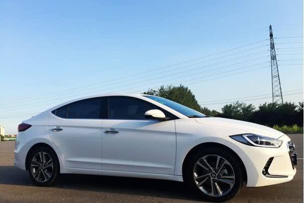 买朗逸后悔了！这款合资车1.4T油耗每公里4角！8万就可以开回家