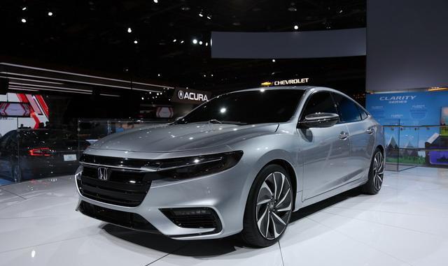 本田又推出爆款车型，油耗不到5L，颜值秒杀思域！