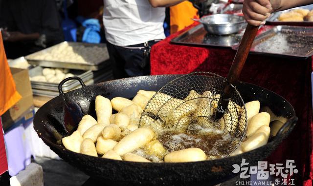 廉江红橙节除了可以去吃红橙，还有全国各地的不同美食可吃，约起