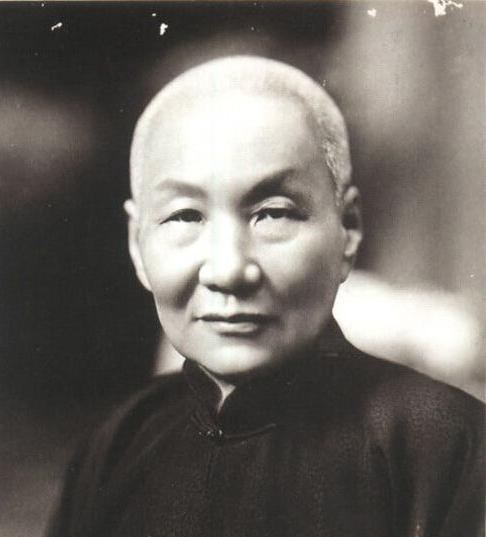 上海滩三大亨: 一人绝后, 一人当汉奸