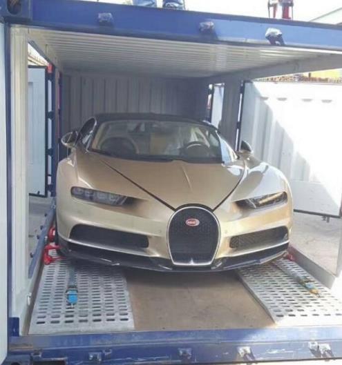 售价5千万, 国内第一台布加迪Chiron, 9分钟让100升油箱见底