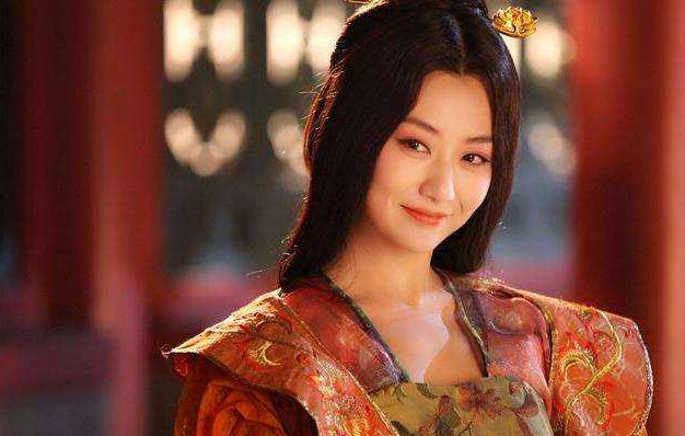 史上最无赖的皇后,大臣请皇帝犒赏,她却说:没钱,卖我的孩子吧