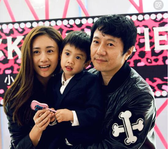 靳东儿子靳小爷,吴京儿子吴所谓,杨幂女儿和郑