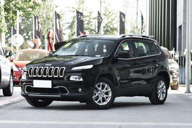 标配全景天窗, 9AT变速箱, 20万不再执着昂科威途观L!