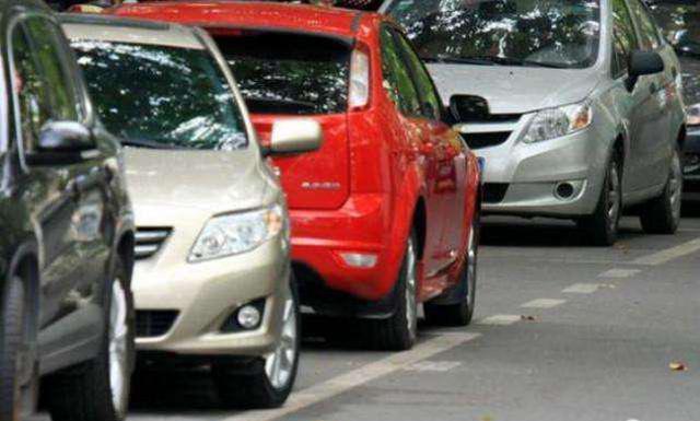 公用停车位也要收费？嚣张开发商放话：我想收就收，谁也管不着！