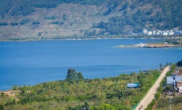 国内7大最美环湖公路,自驾者的终极梦想!你自驾过几条?