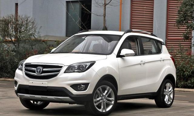 长安CS35售价7.99-10.39万，ESP、定速巡航配齐了，一公里6毛钱