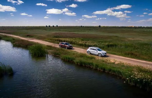 凯迪拉克XT4靠什么来平衡发动机的低油耗与强