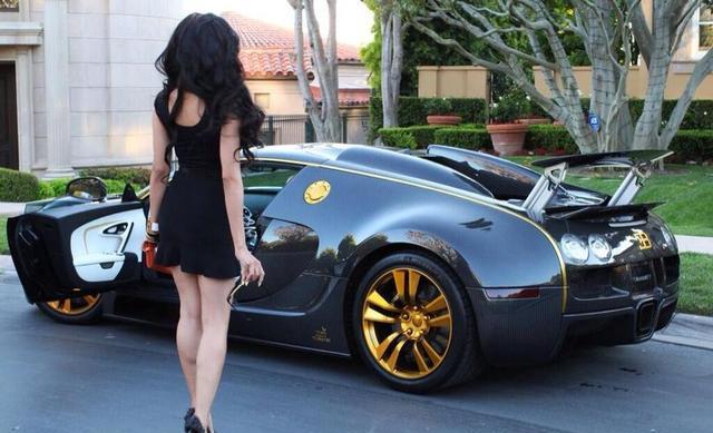 辉腾卖一辆亏20万就停产 它卖一辆亏3000万却还在坚持!