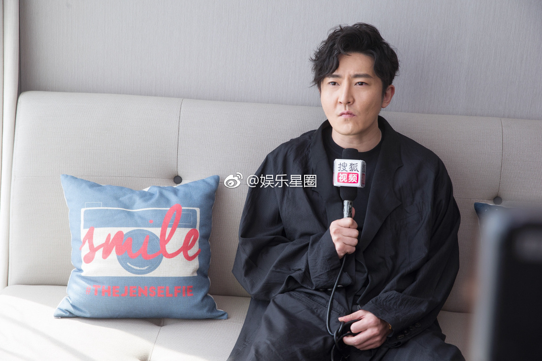 专访郭京飞:雷佳音对我抠门 抠出境界来了