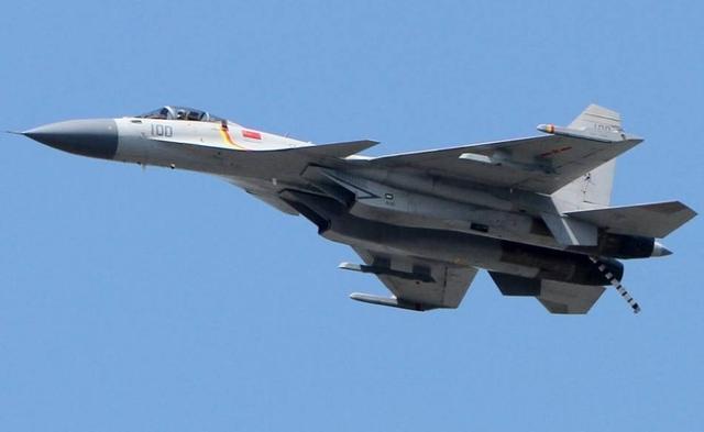 外军给中国武器起名,歼16被称为卡车,歼10的代