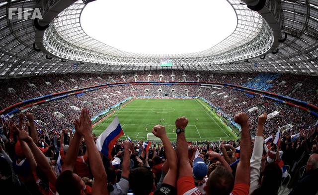 俄罗斯世界杯再爆丑闻!这回比竖中指还恶劣,国