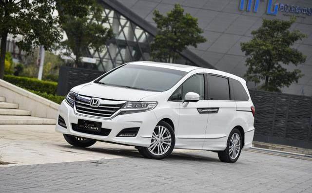 全景天窗导航LED都是标配, 轴距2米9比奥德赛牛逼!