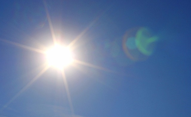 夏天来了,让孩子多晒太阳补钙?医生:大错特错!警惕小儿白癜风
