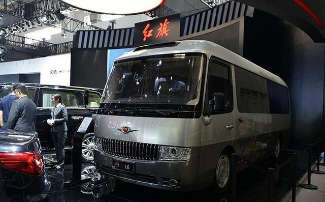 不轻易出手的红旗, 98万取代丰田考斯特