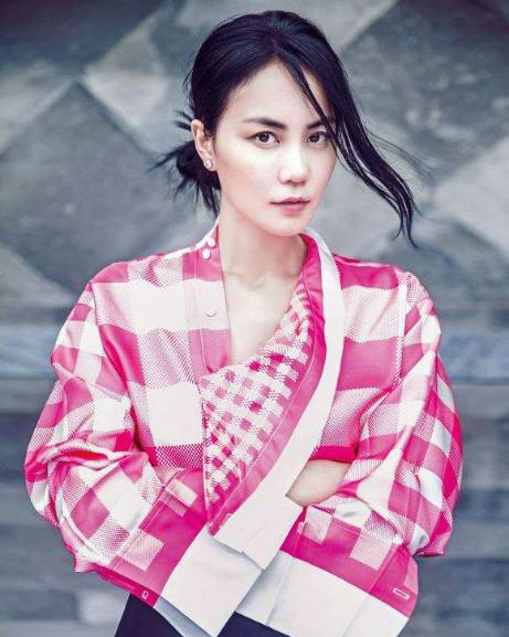 中国歌星出场费排行榜_出场费最高的十位歌手,华晨宇上百万惹争议,那英:没180万不去