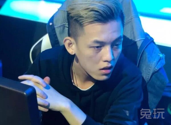 绝地求生:职业选手颜值盘点 韦神A+孤存 哪款才