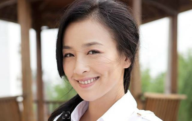 被星探发掘时,赵丽颖做销售,张庭做幼师,王俊凯