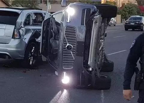 不二观 | 自动驾驶不敌老司机？话还是先别说太早！