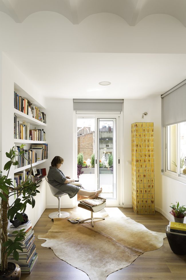 巴塞罗那Born住宅,一个开放、自由而流畅的居
