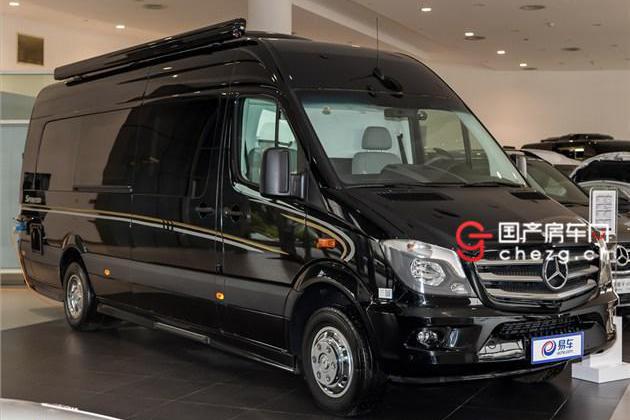 享受旅行的奢华移动城堡｜实拍奔驰斯宾特豪华房车