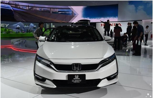 老百姓终于盼到了！不加油不充电，3分钟“喝饱”就能跑750公里