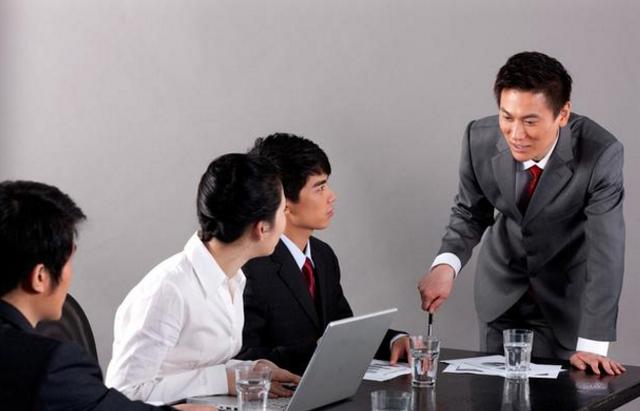 领导把你当做心腹,才会有的3个表现,你知道几