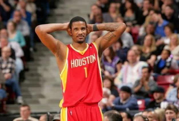 铁扎!阿里扎西决命中率20%!他已经不是火箭的