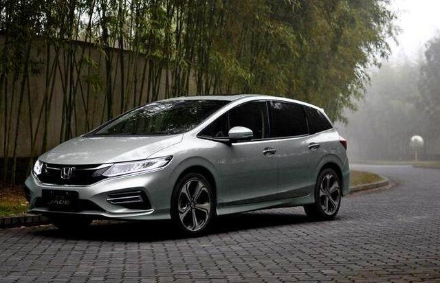 家用最好的日系车,空间不输CR-V,仅售15万既