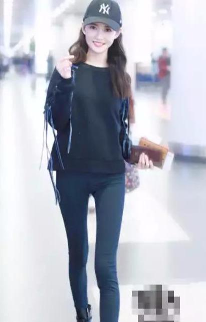 都说李溪芮是腿精,直到看到陈钰琪,才知道啥